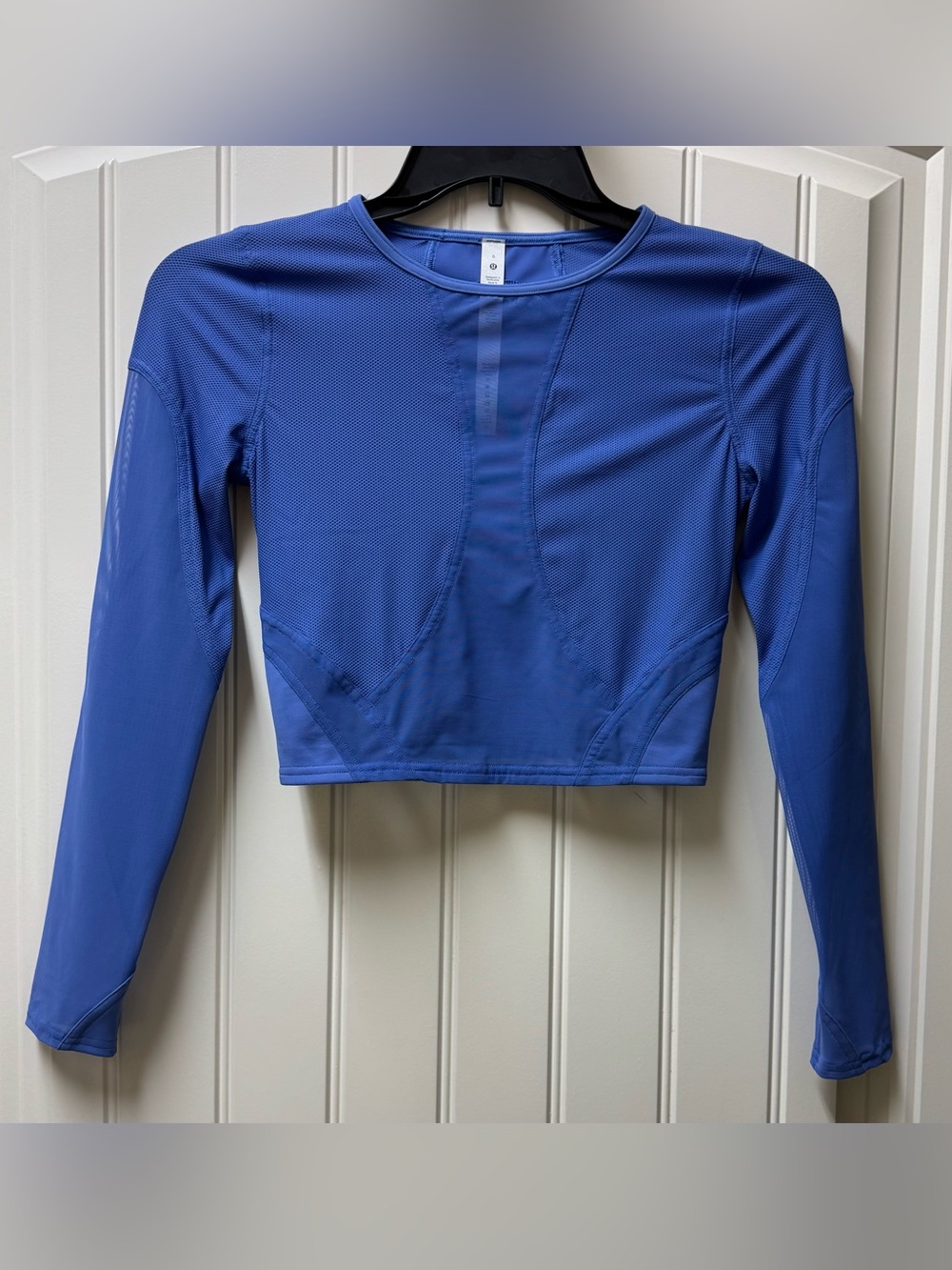 NEW NWOT WOMENS Sz 6 SMALL LULULEMON CROPPED MESH PANELLED SHIRT TOP WILD INDIGO - Picture 3 of 7